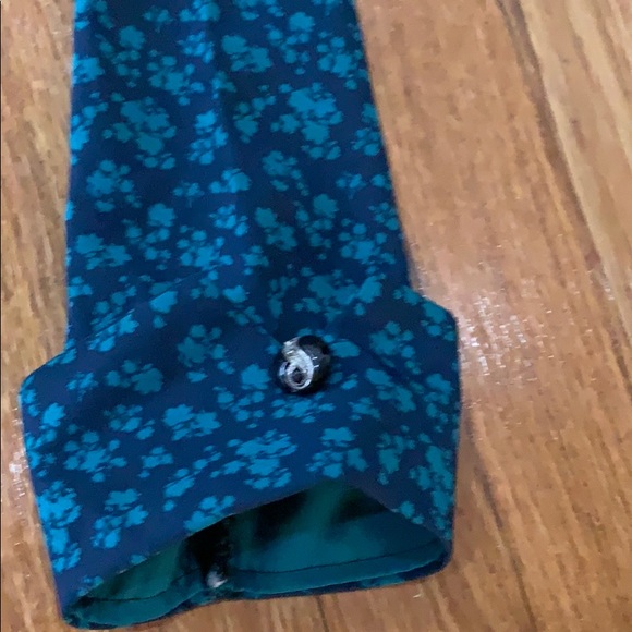 Women dress - Picture 3 of 8